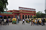 Barrackpore Railway Station - North 24 Parganas 2012-04-11 9670